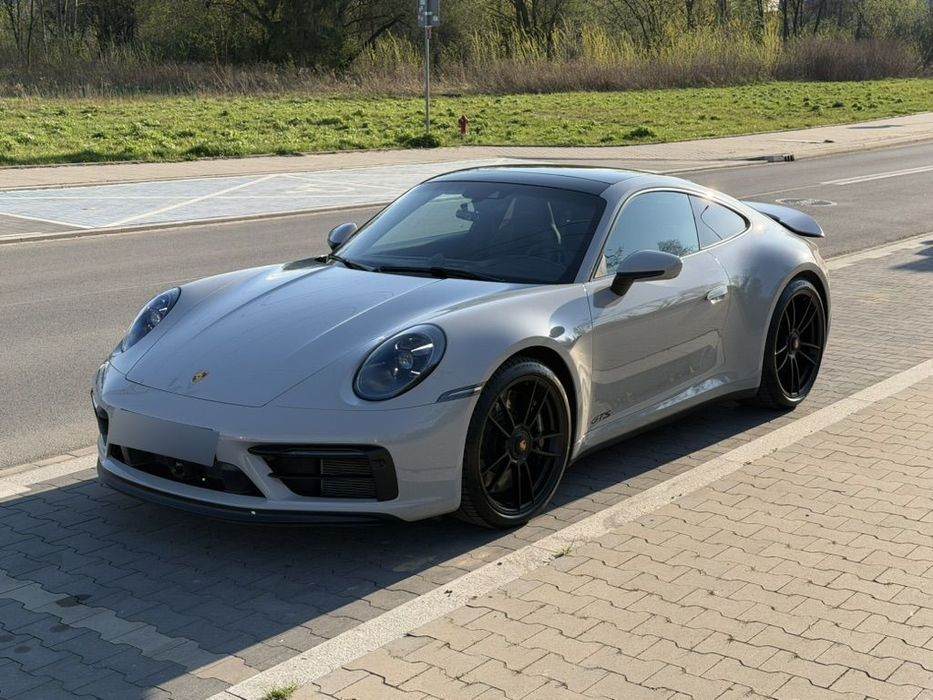 Porsche 911 CESJA Porsche 911 Carrera 4 GTS Coupe (480 KM) - Stan idealny