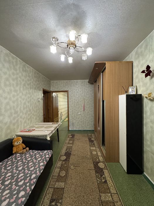 Продам 3к квартиру на Салтовке ,просп Юбилейный 32а