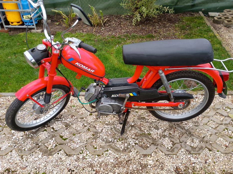 Motorower komar ładny