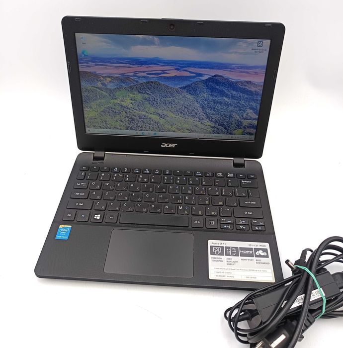 Laptop Acer Aspire ES1-131 Pentium N3700 4GB SSD 120GB Win10 + zasilacz