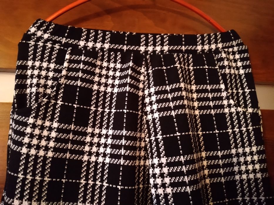 Spodnie damskie legginsy rozm M/L stan bardzo dobry