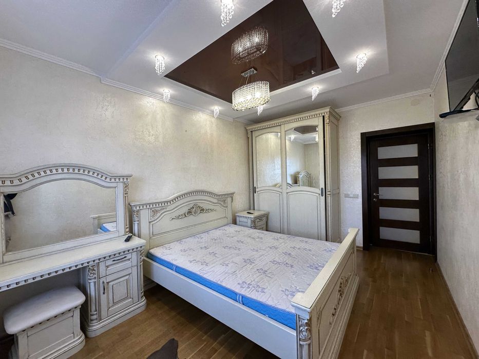 Продам сучасний напів особняк (дуплекс) з ремонтом в м.Тисмениця