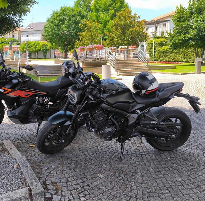 CB650R Black Edition