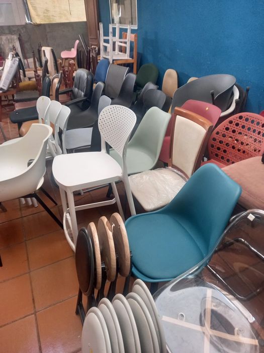 Cadeiras modernas varias