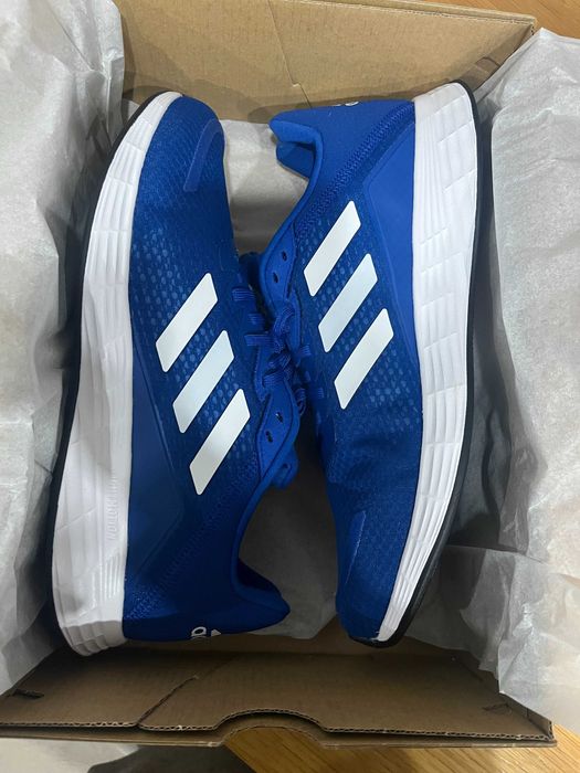 Vendo sapatilhas Adidas Duramo SL Azuis tamanho 43 e 1/3 nunca usadas