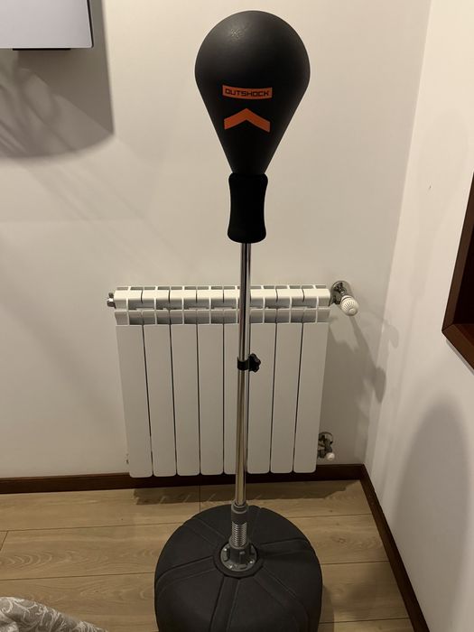 SACO DE BOX COM BASE – TREINE ONDE QUISER!