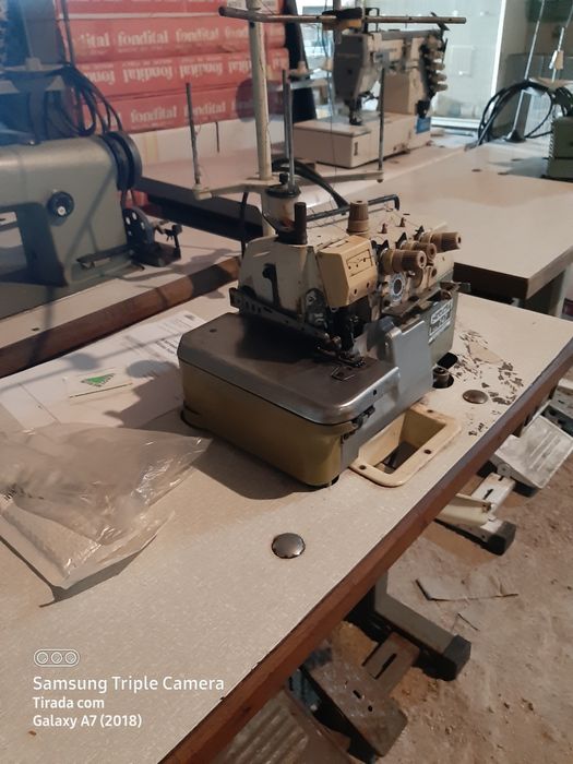 Máquinas de  costura industriais para pecas ou sucata