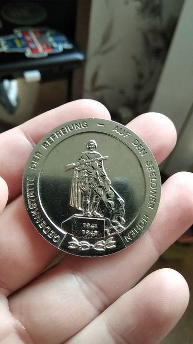 Коллекционная монета