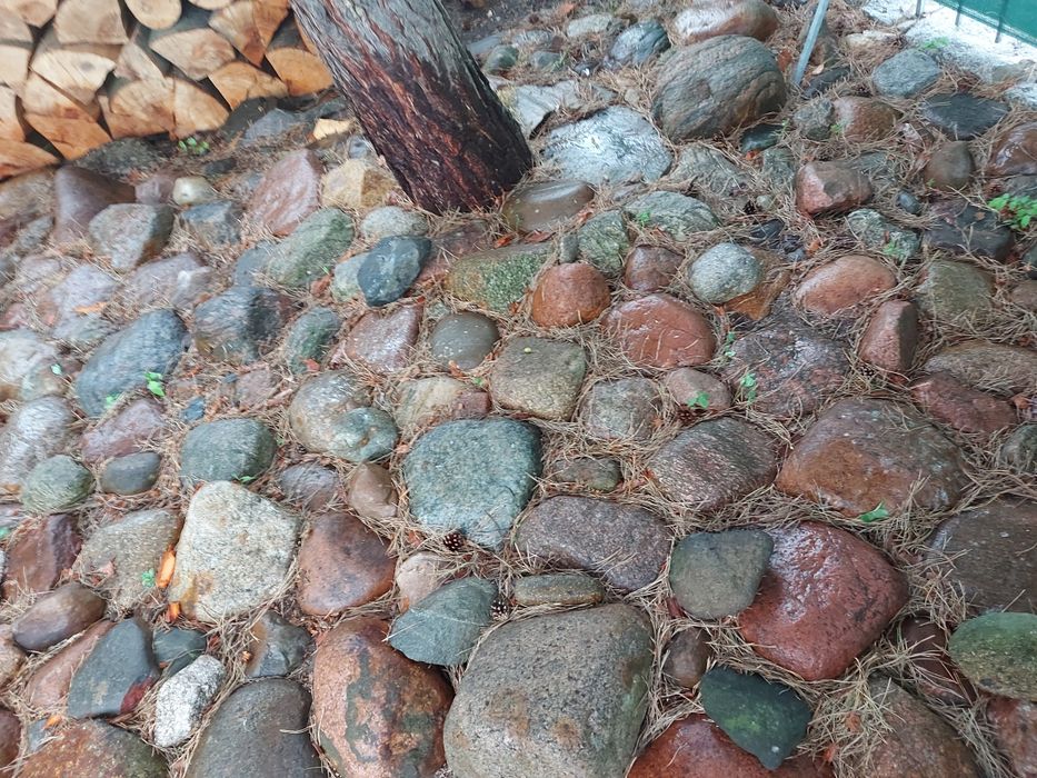 Kamienie polne,otaczaki duże na skalniaki ozdoby ogrodowe,oczko wodne