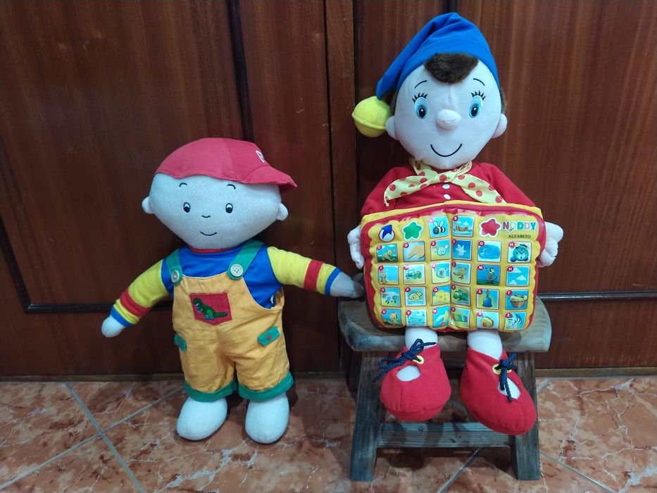 Bonecos peluche Noddy e Ruca casa quarto apartamento vivenda vizinha carro.