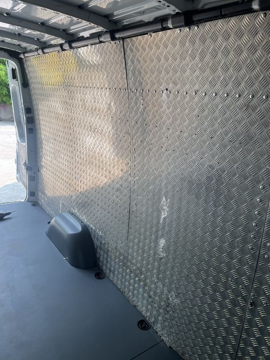 Обшивка алюміні мерседес спрінтер махсі