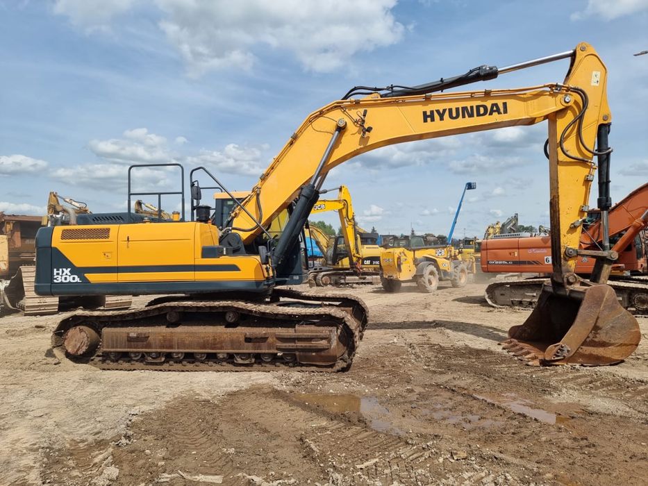 Продам экскаватор Hyundai HX 300 L , 2018 г