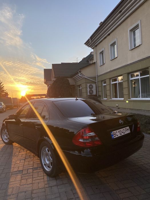 Продам Mercedes-Benz E-Class 1.8 compressor