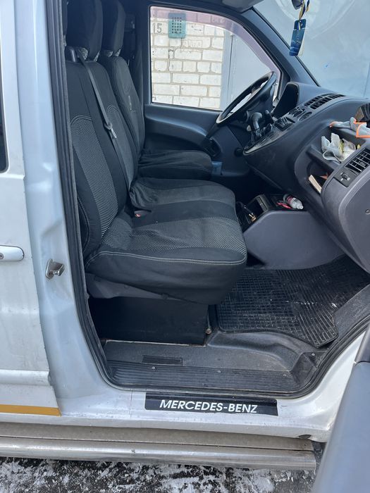 Грузоперевозка пасажиров бусом с прицепом. Перевозка лежащих людей