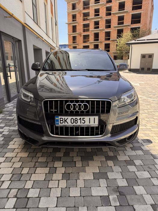 Продам Audi Q7 в гарному стані