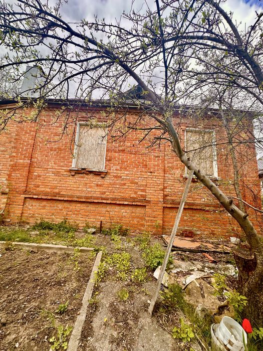 Продам целый дом р-он киевский  60 м2 , 5 соток