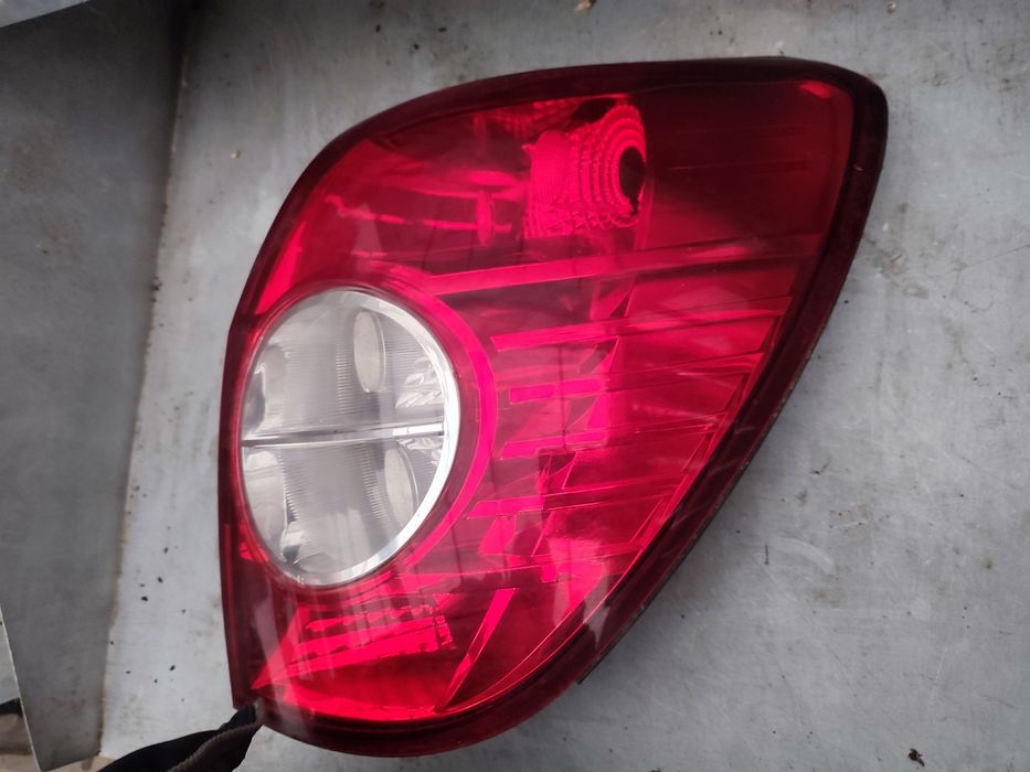 Captiva lampa tył prawa