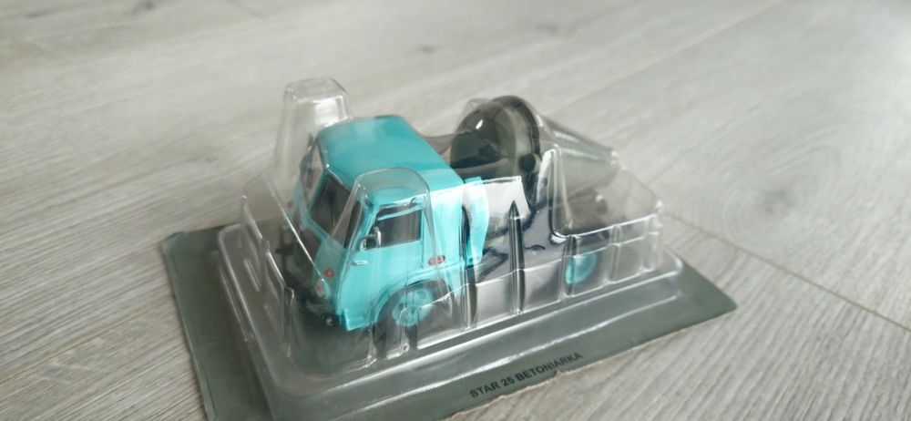 Star 25 betoniarka 1/43 DeAgostini