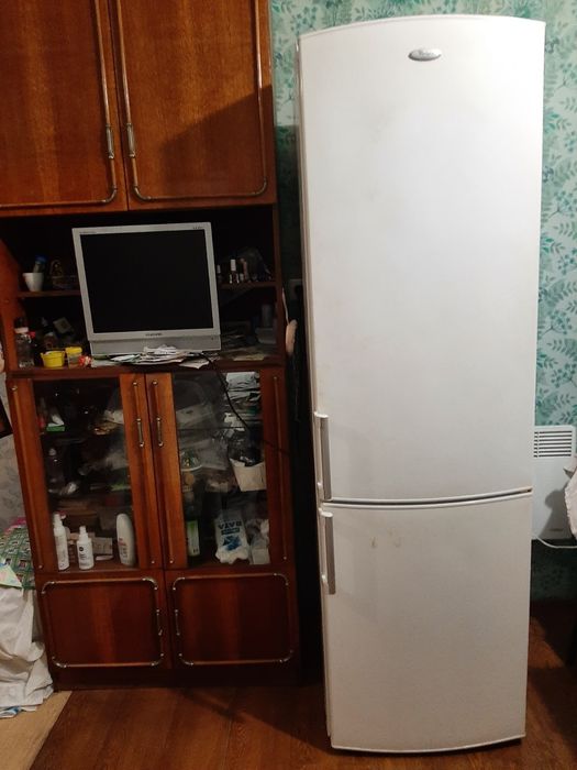 Холодильник Whirlpool 2 метра с нижней морозилкой