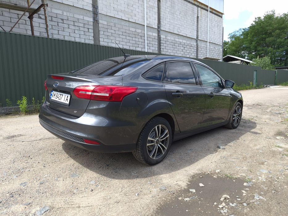 Продам Ford Focus.