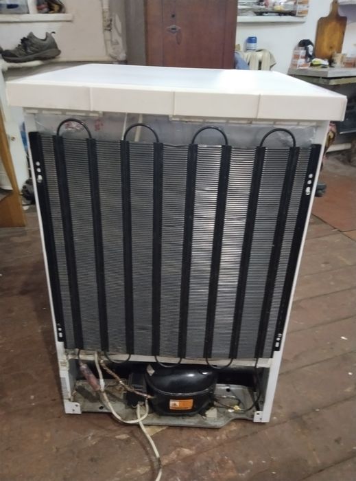 Продам морозильну камеру