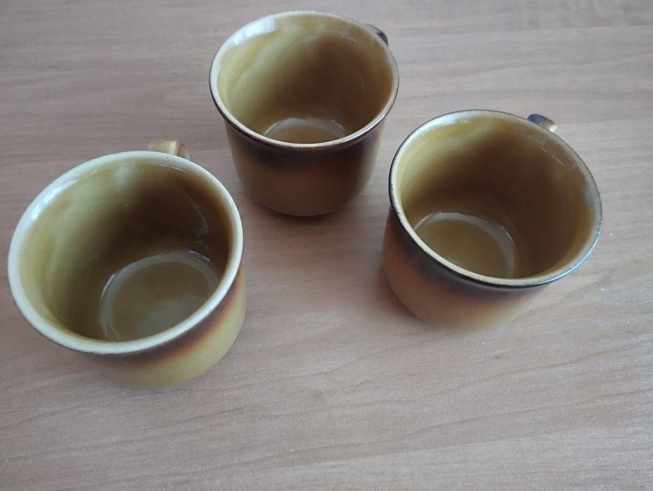 3 kubki z czasów PRL-u