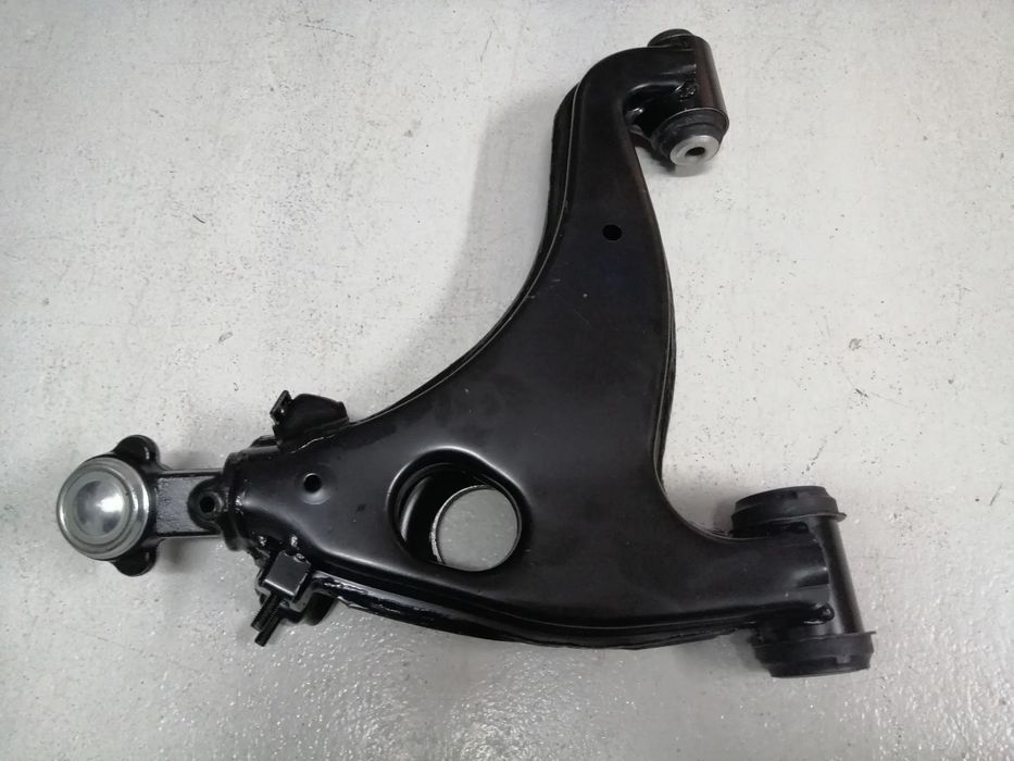 Braço /Braços da suspensão Mercedes 190D W201 e W124 NOVO