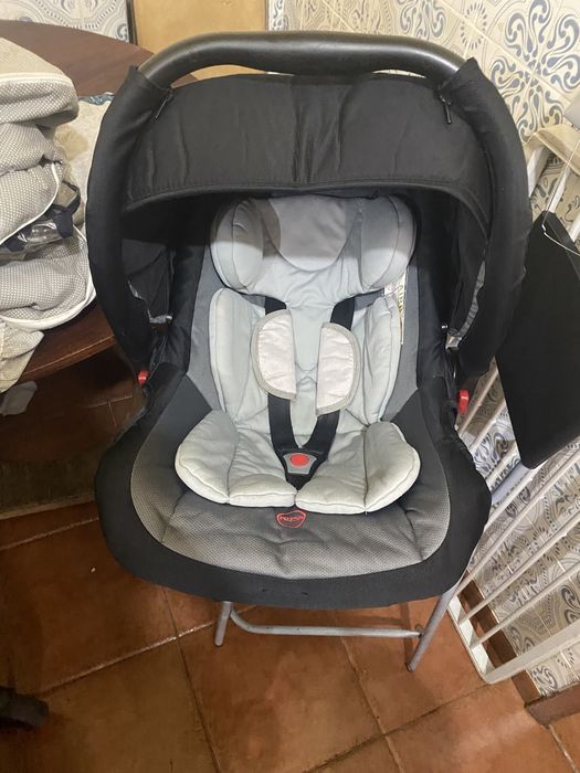 Carrinho bebé 2 em 1 Pierre Cardin Vicky Black como novo