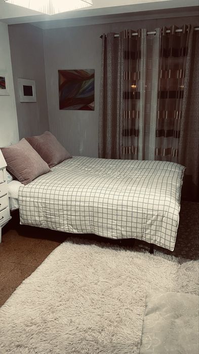 Arrenda-se Quarto