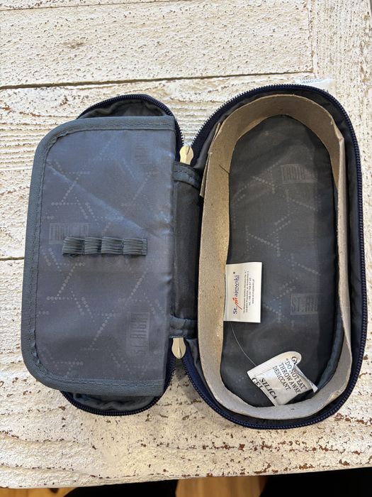 Piórnik St. right w makaroniki