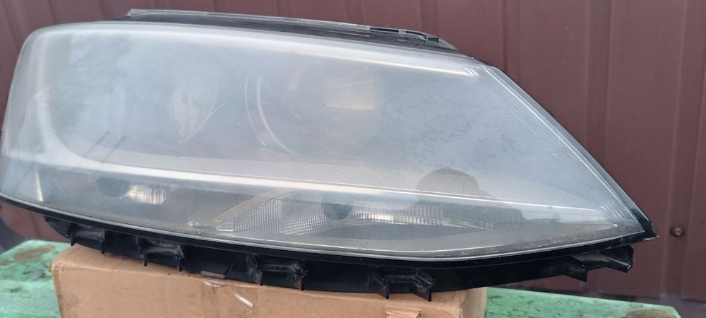 Фара правая, Volkswagen Jetta mk6