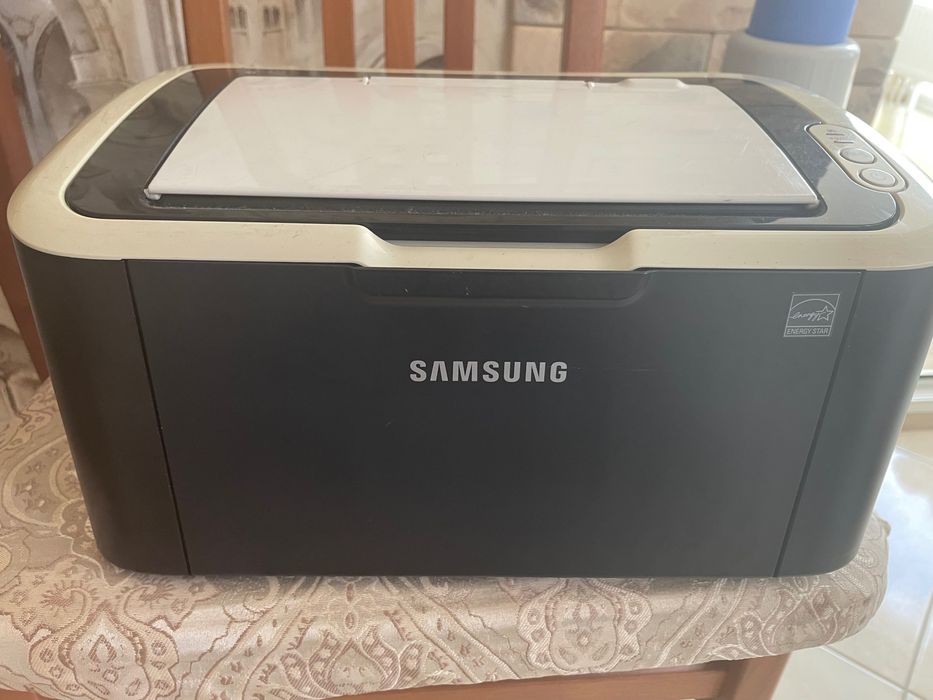 Принтер Samsung 1661