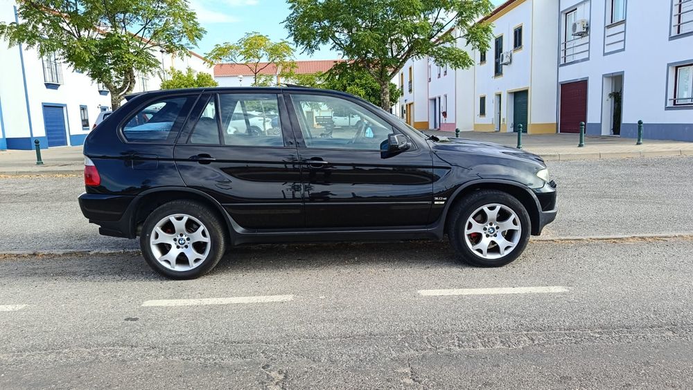 Vende-se Suv BMW x5 3.0 E53 218cv caixa automática de 6v