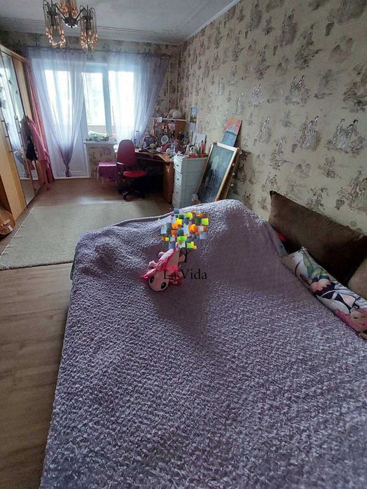Продаж 3к квартии Червоної Калини 46