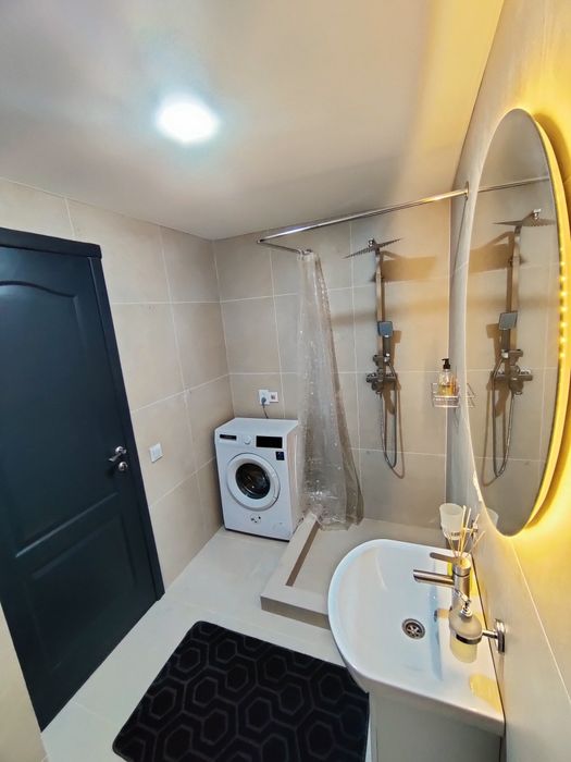 подобово  апартаменти, затишний дворівневий номер,будинок