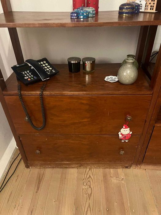 Conjunto de 3 móveis de madeira