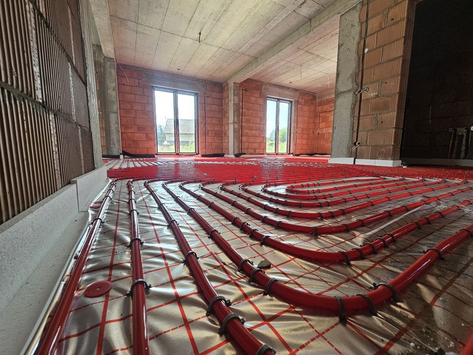 Ogrzewanie podłogowe,C.O Hydraulik, gruntowa pompa,Przyłącza wod-kan