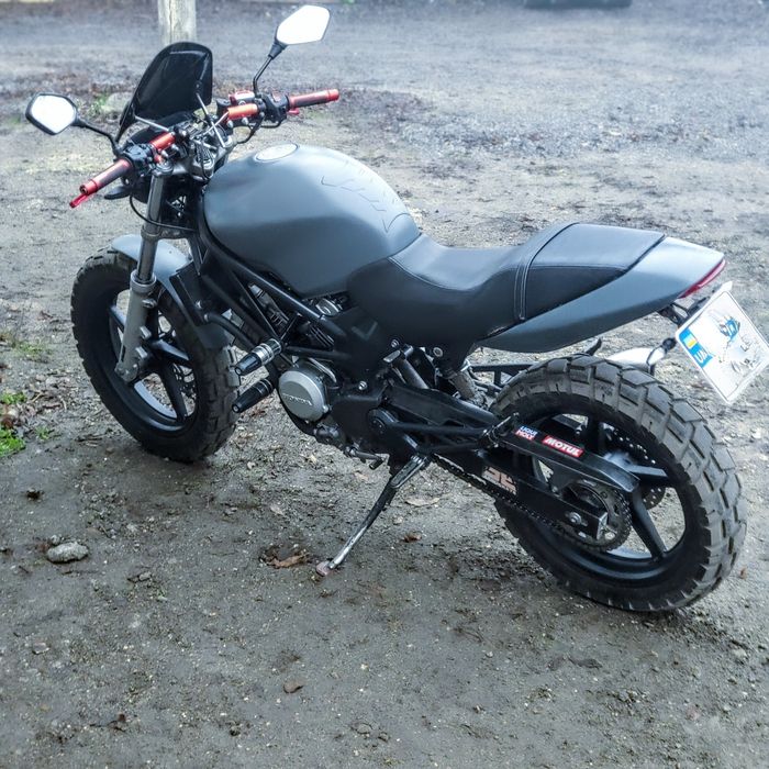 Honda VTR250 strit bike