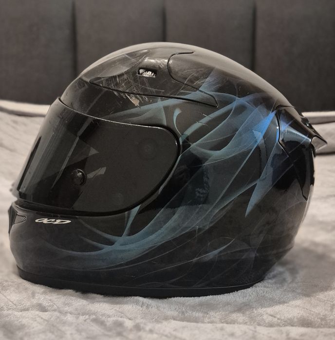 Capacete HJC RPHA 10