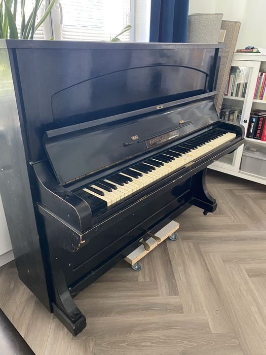 Pianino akustyczne