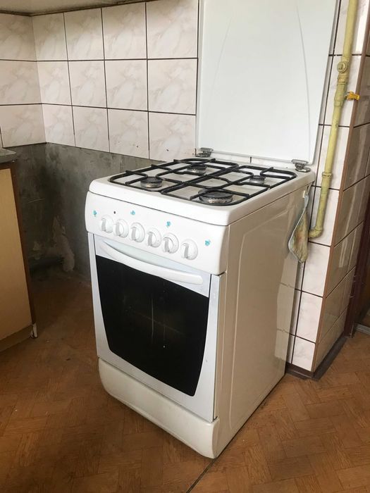 Sprzedam piekarnik z płytą gazową.