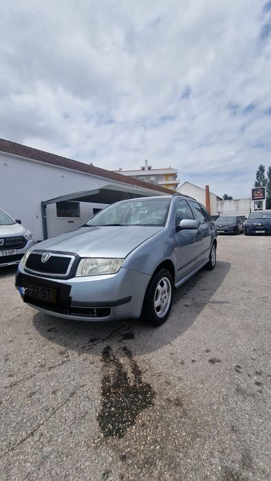 Skoda Fabia 2001 - Ler anúncio