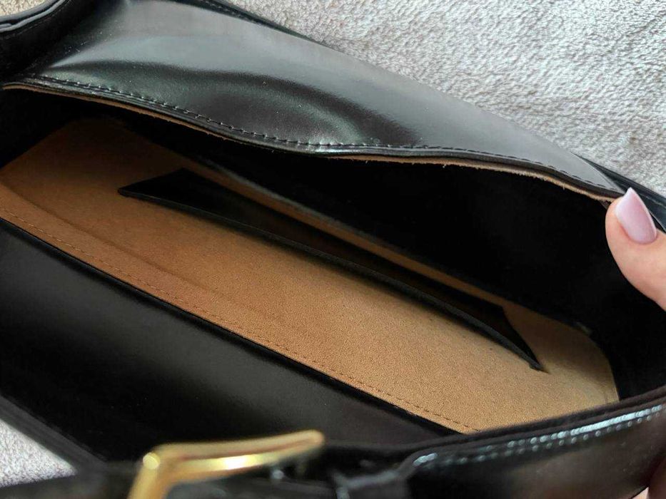 Сумка Bagllet високоякісна шкіра, Розмір: 31,5 х 13,5 х 8,5 см. Ідеальний стан