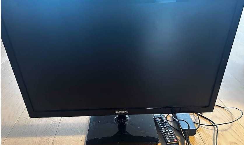 Televisão Samsung 27" Full HD IPS 1080p com Dongle XIAOMI Mi Stick