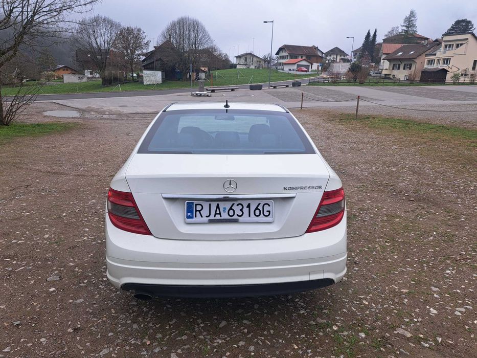 Mercedes W 204 c klasa