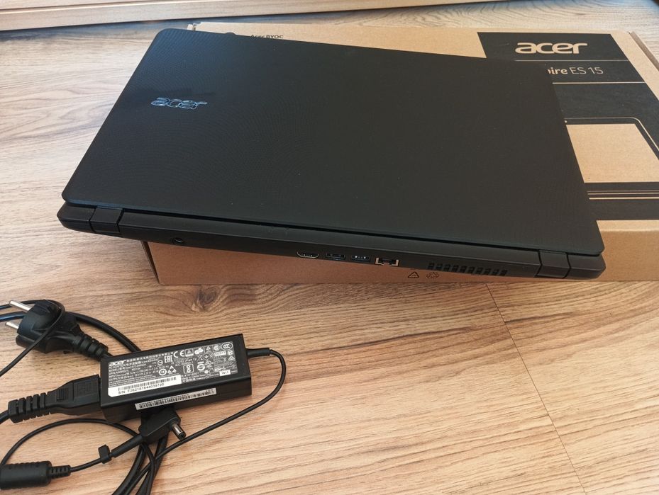 Laptop Acer Aspire Ekran 15,6",kompletny i  zadbany + gratisy