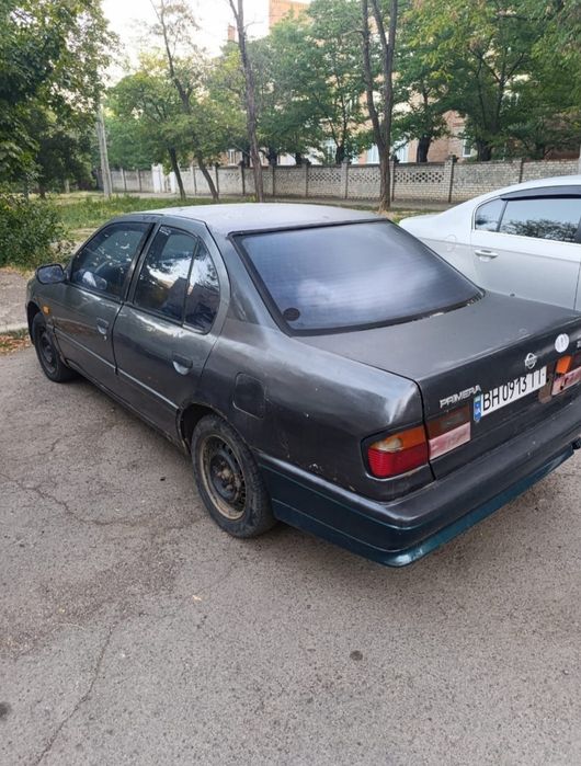 Ниссан примера 1993