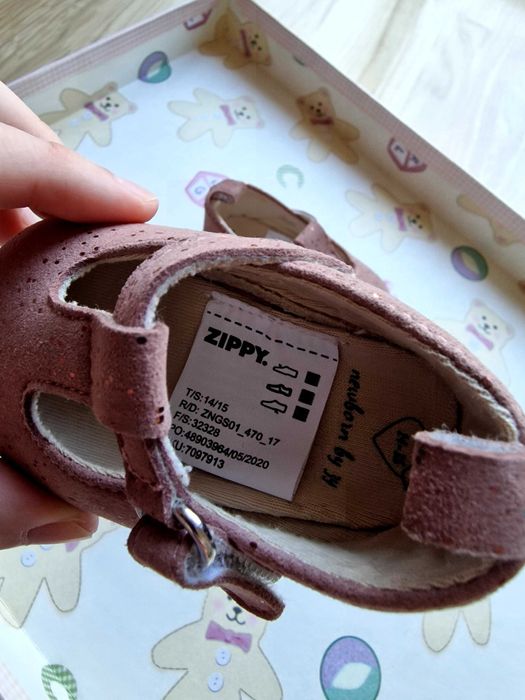 Sapatos bebé menina