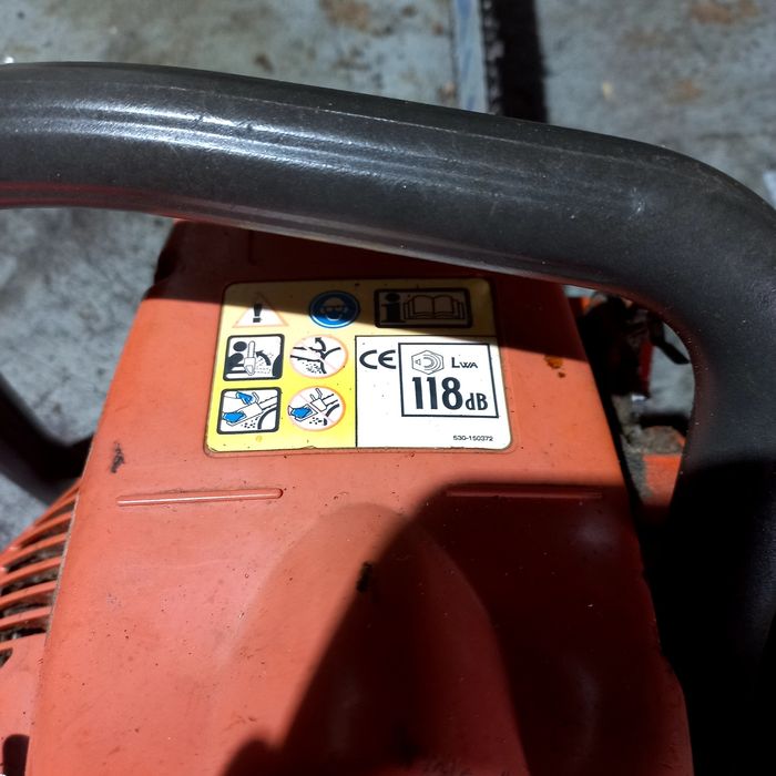 Бендзопила Husqvarna 137