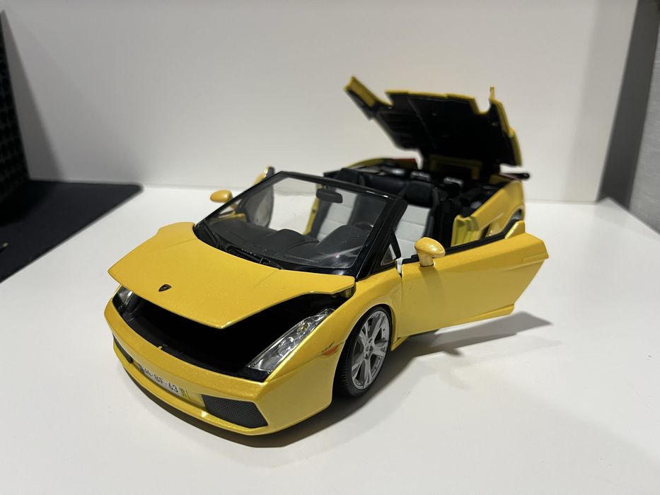 Lamborghini Gallardo 1:18 (Descrição)